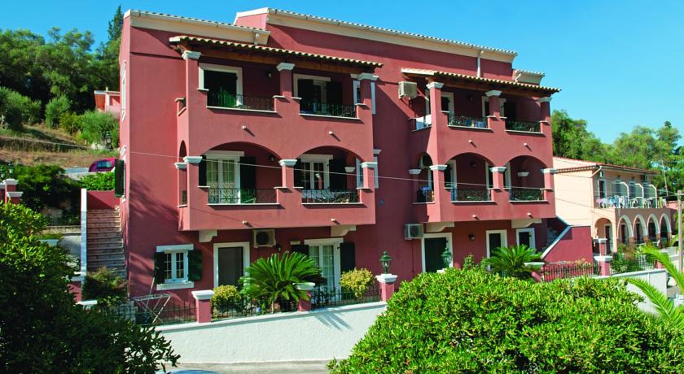 Niouris Apartments