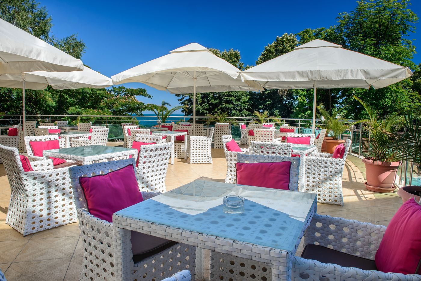 Marina-Grand-Beach-Terrace-8