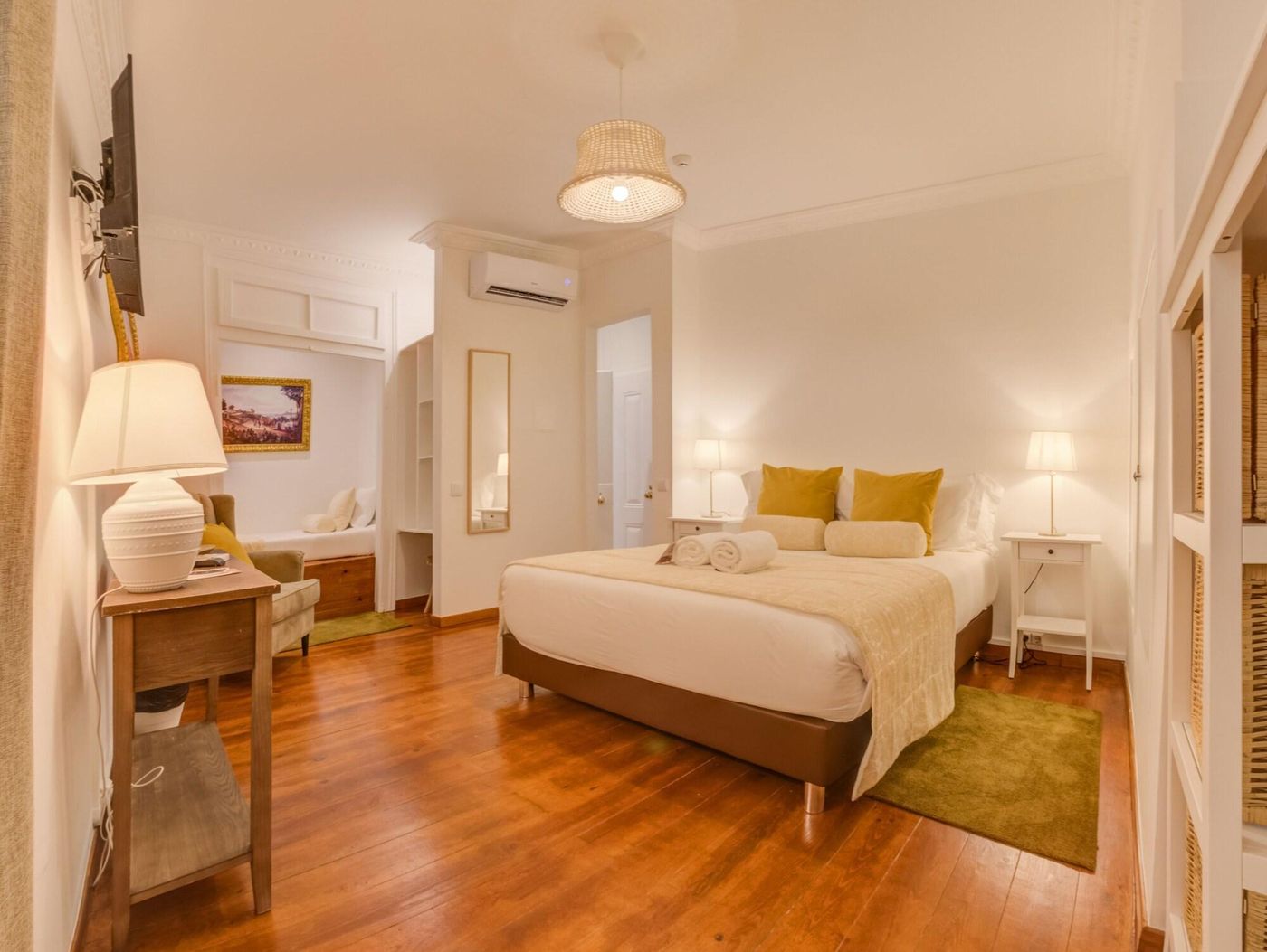 Solar-Dos-Poetas-Room-54