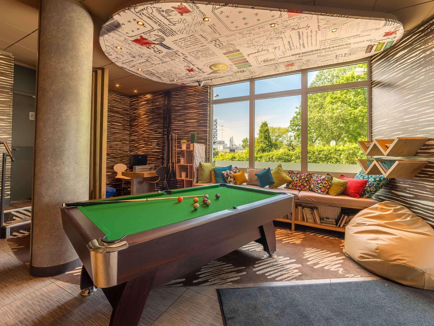 ibis-Warszawa-Ostrobramska-Sports-and-Entertainment-59