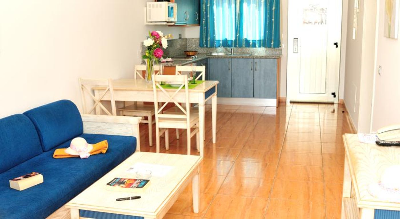 Balcon del Mar Apartments