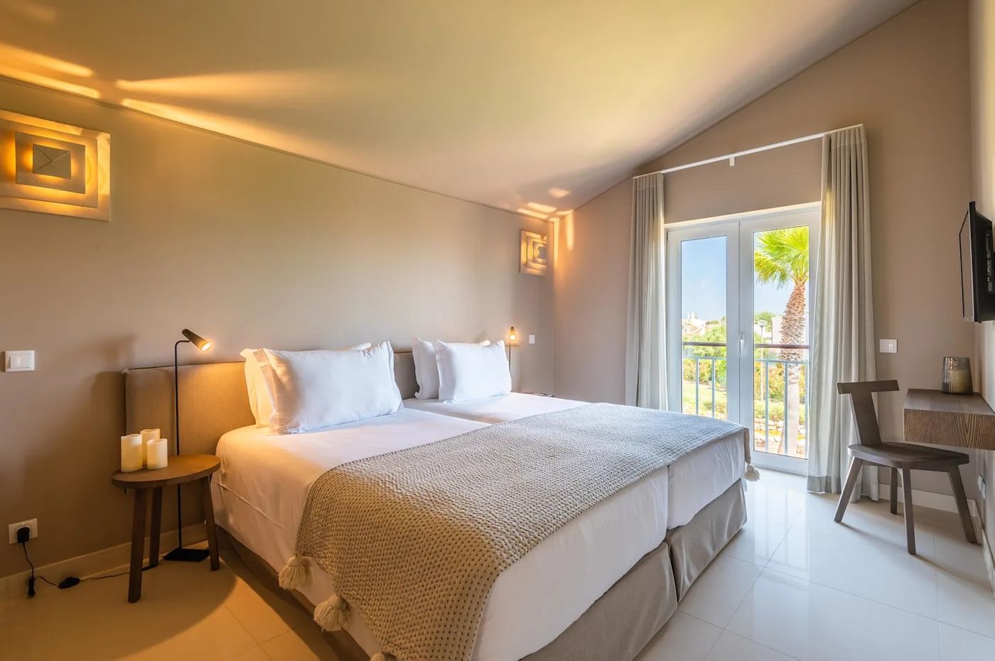 Vale-da-Lapa-Village-Resort-Room-26