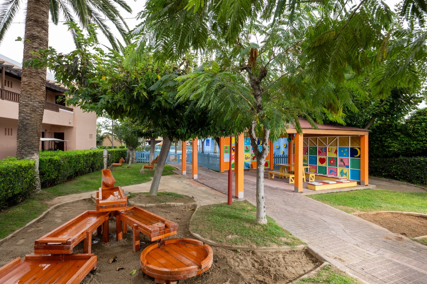 Aquila Rithymna Beach