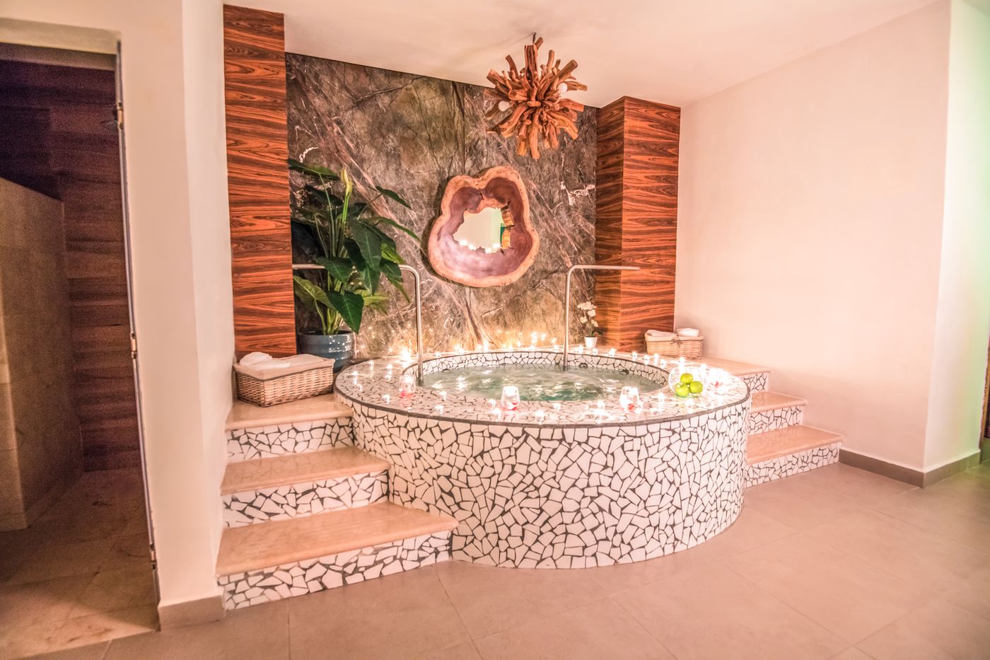 Panama-Jack-Resorts-Gran-Porto-Sports-and-Entertainment-77