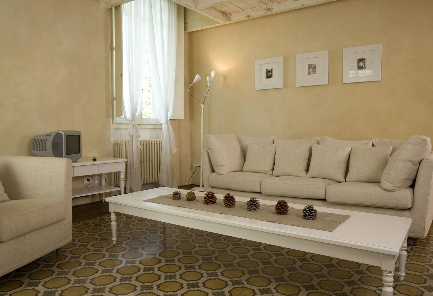 Villa-Cassia-Di-Baccano-Room-13