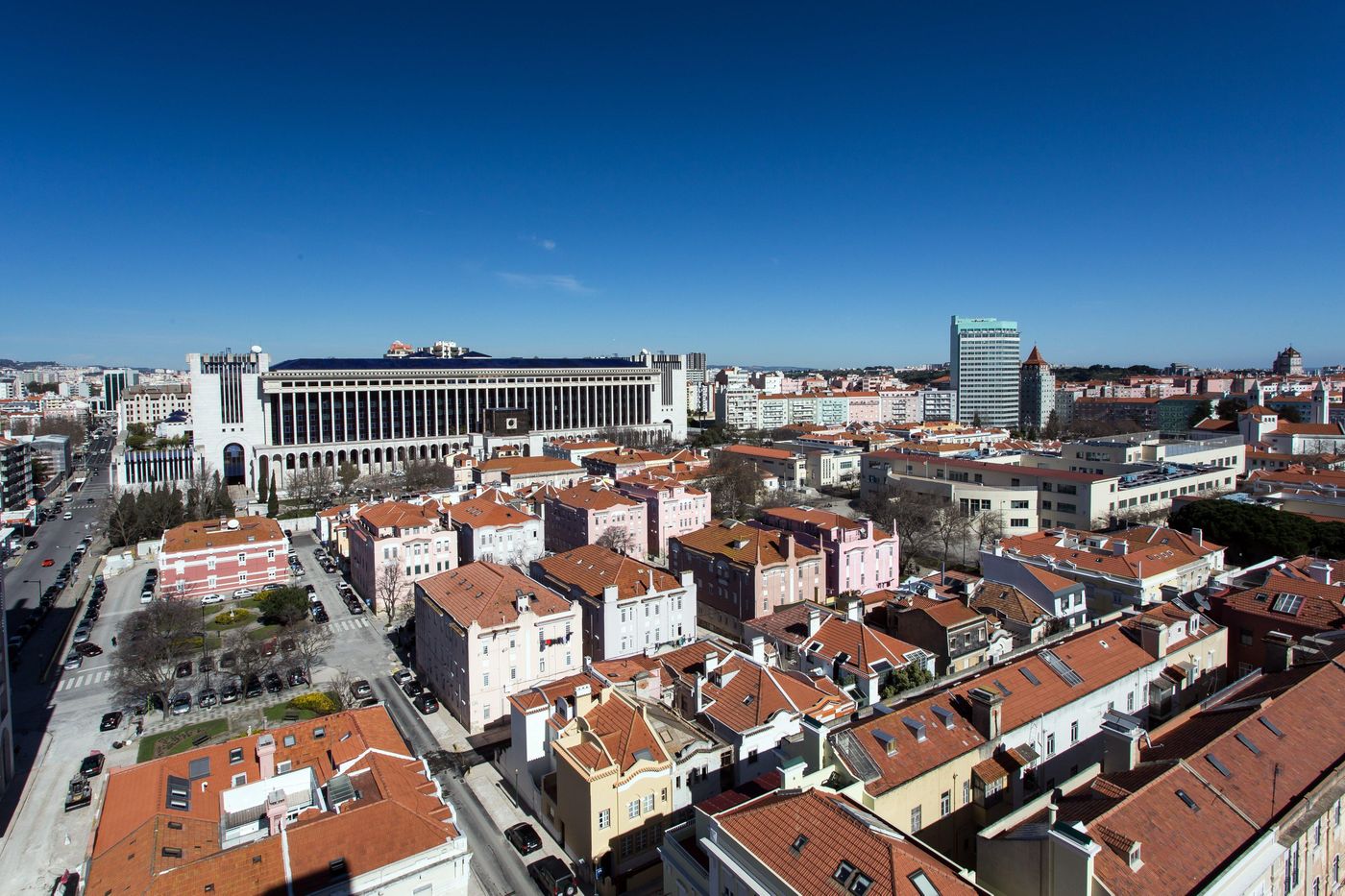 Holiday-Inn-Lisboa-General-view-8