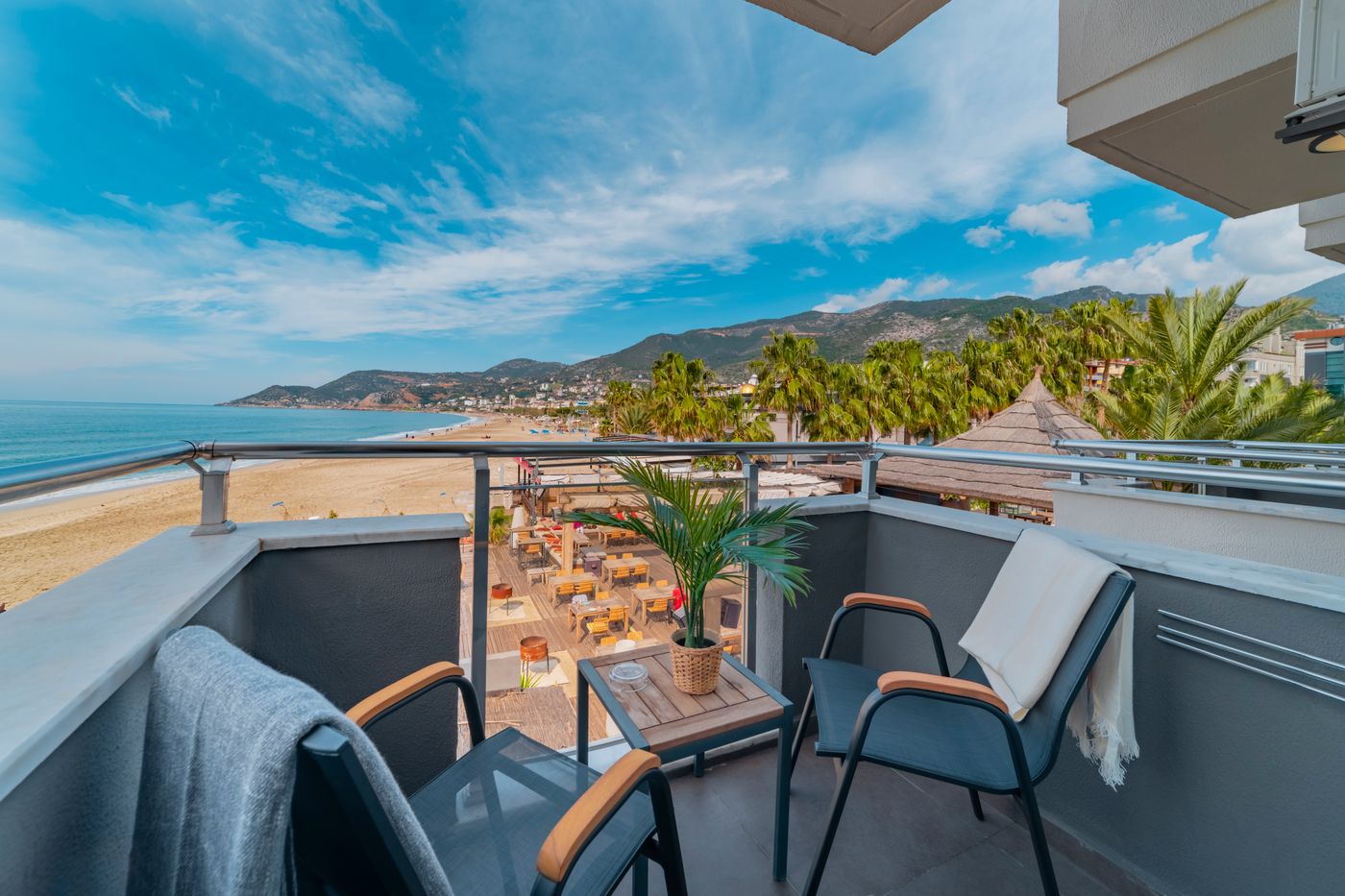 Royalisa-Palmiye-Beach-Hotel---Adults-Only-Room-78