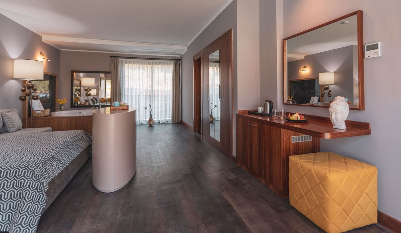 Orka Cove Hotel Penthouse & Suites - Adults Only