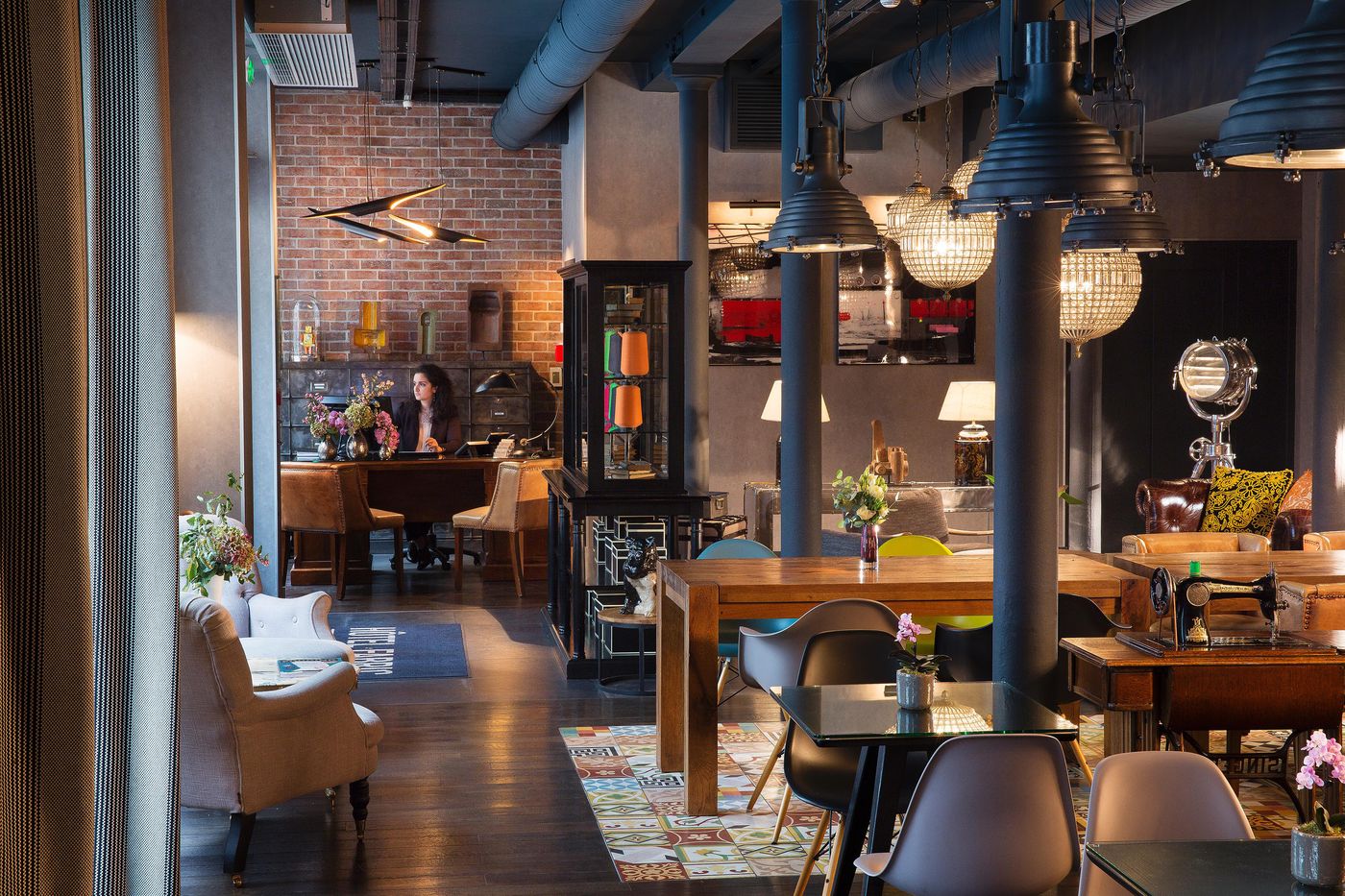 Fabric-Hotel-Lobby-15