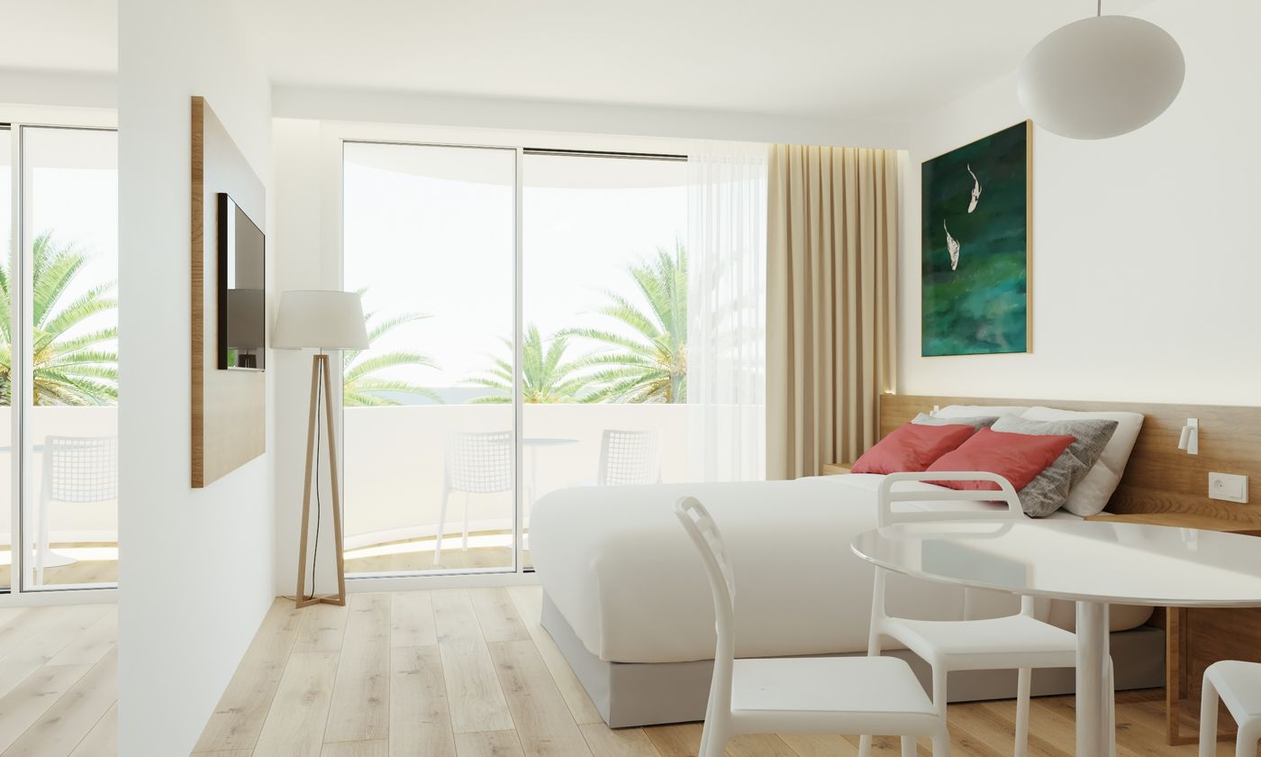 Palmanova Beach Apartments by TRH