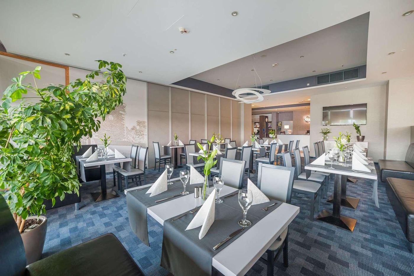 Express-Krakow-Hotel-Restaurant-27