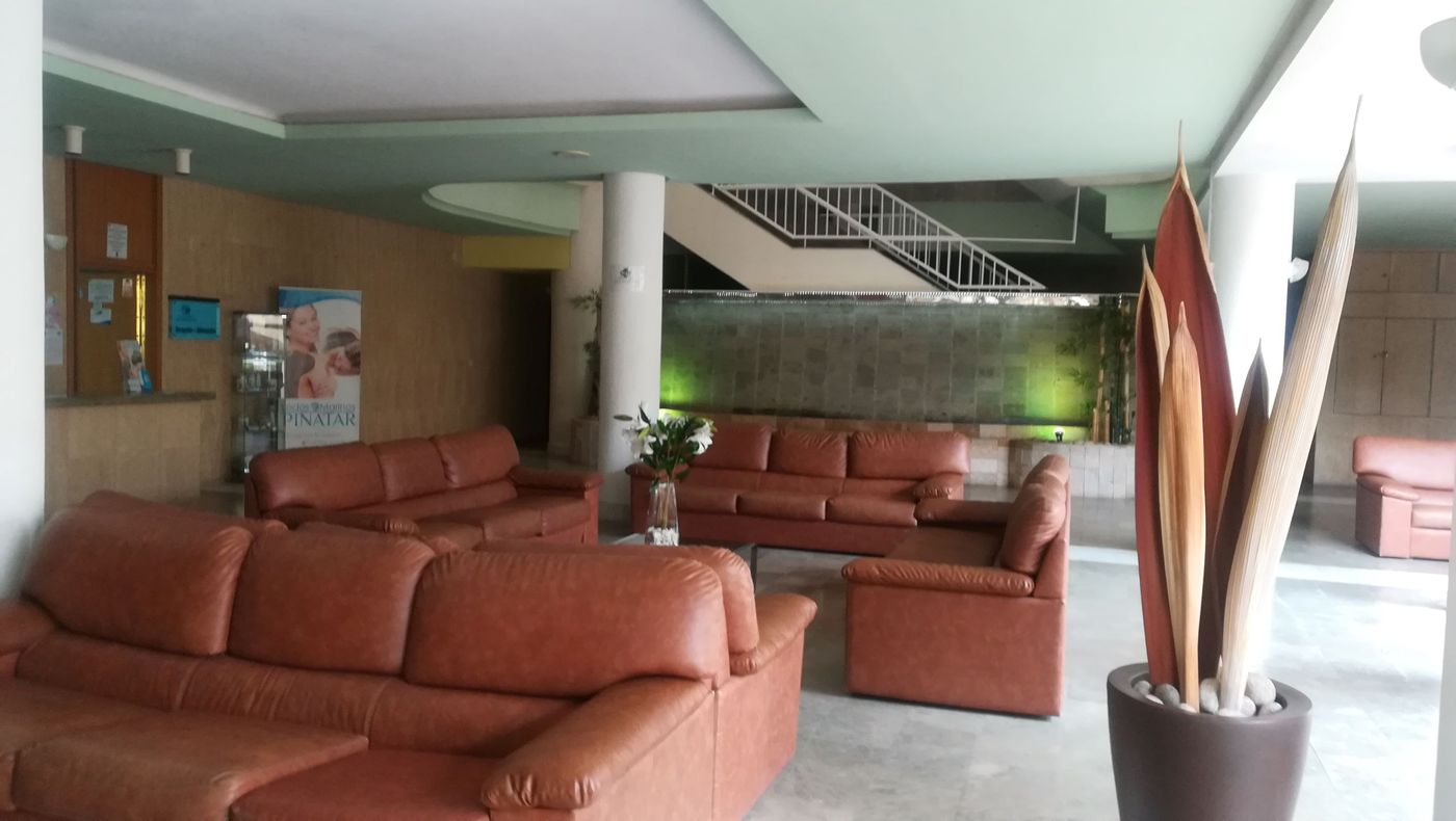 Aguas-Salinas-Lobby-37