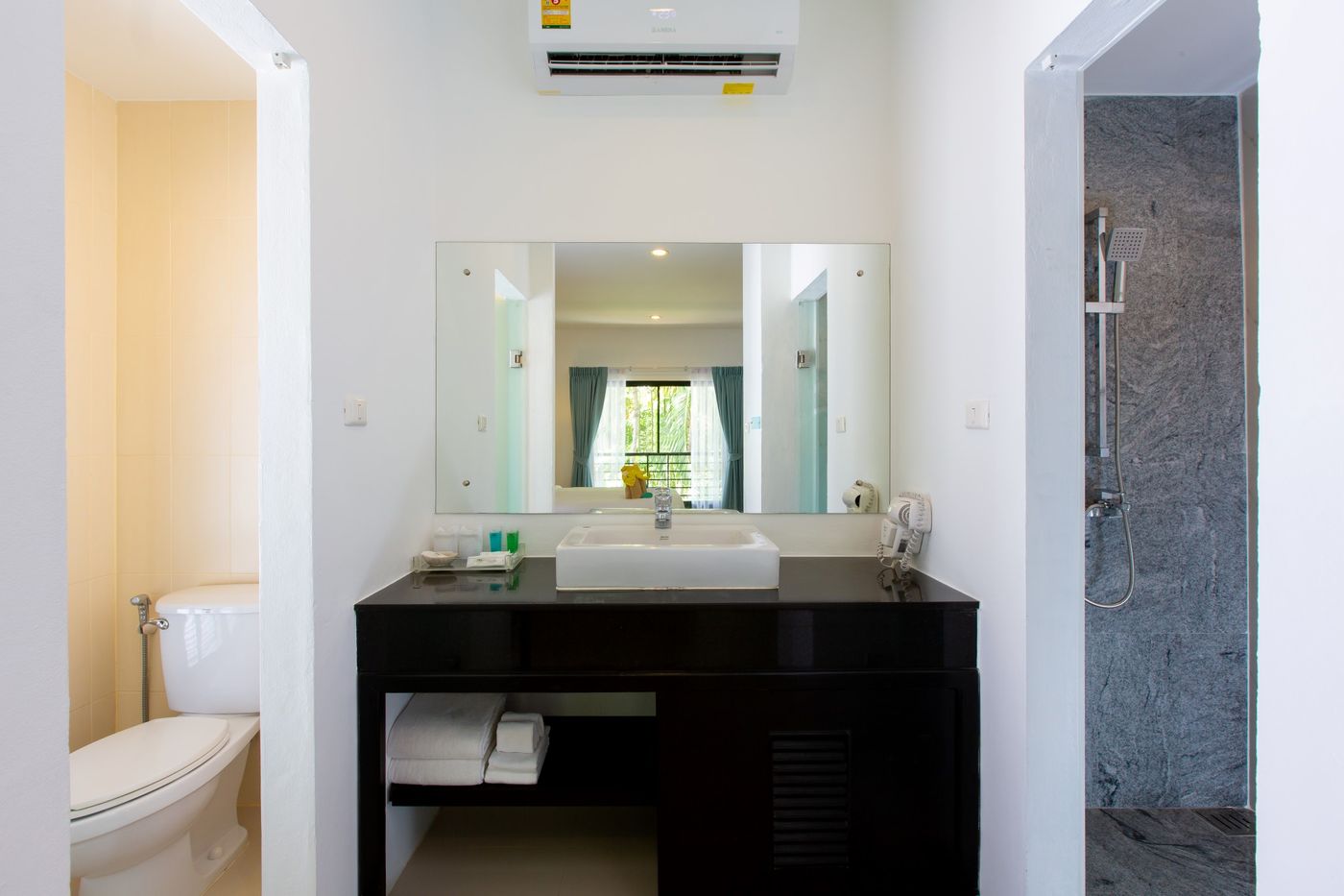 Nai-Yang-Beach-Resort-Room-47