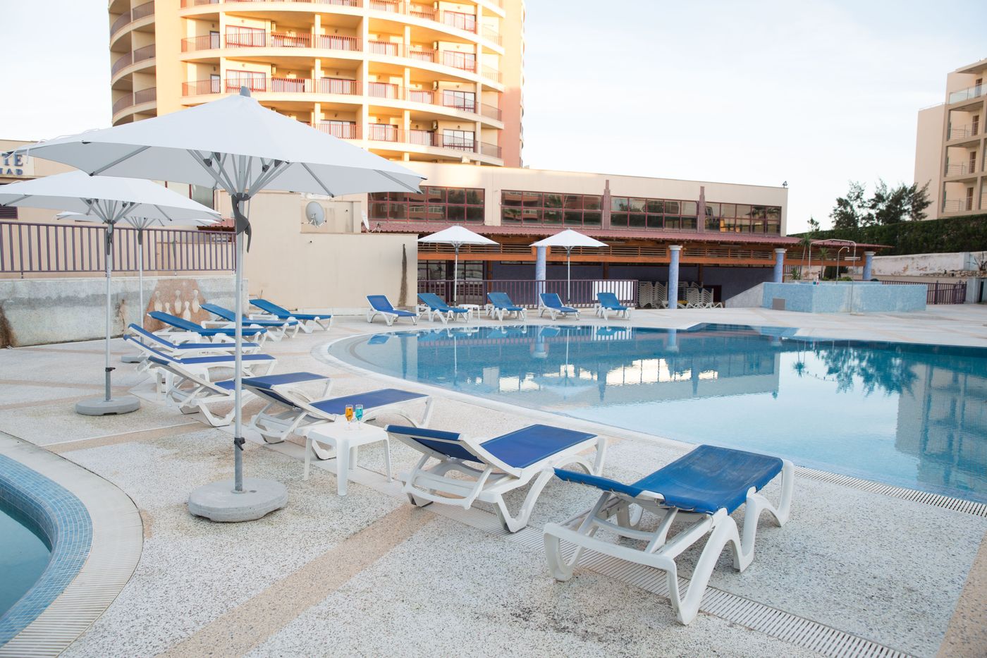 Clube-Praia-Mar-Pool-2