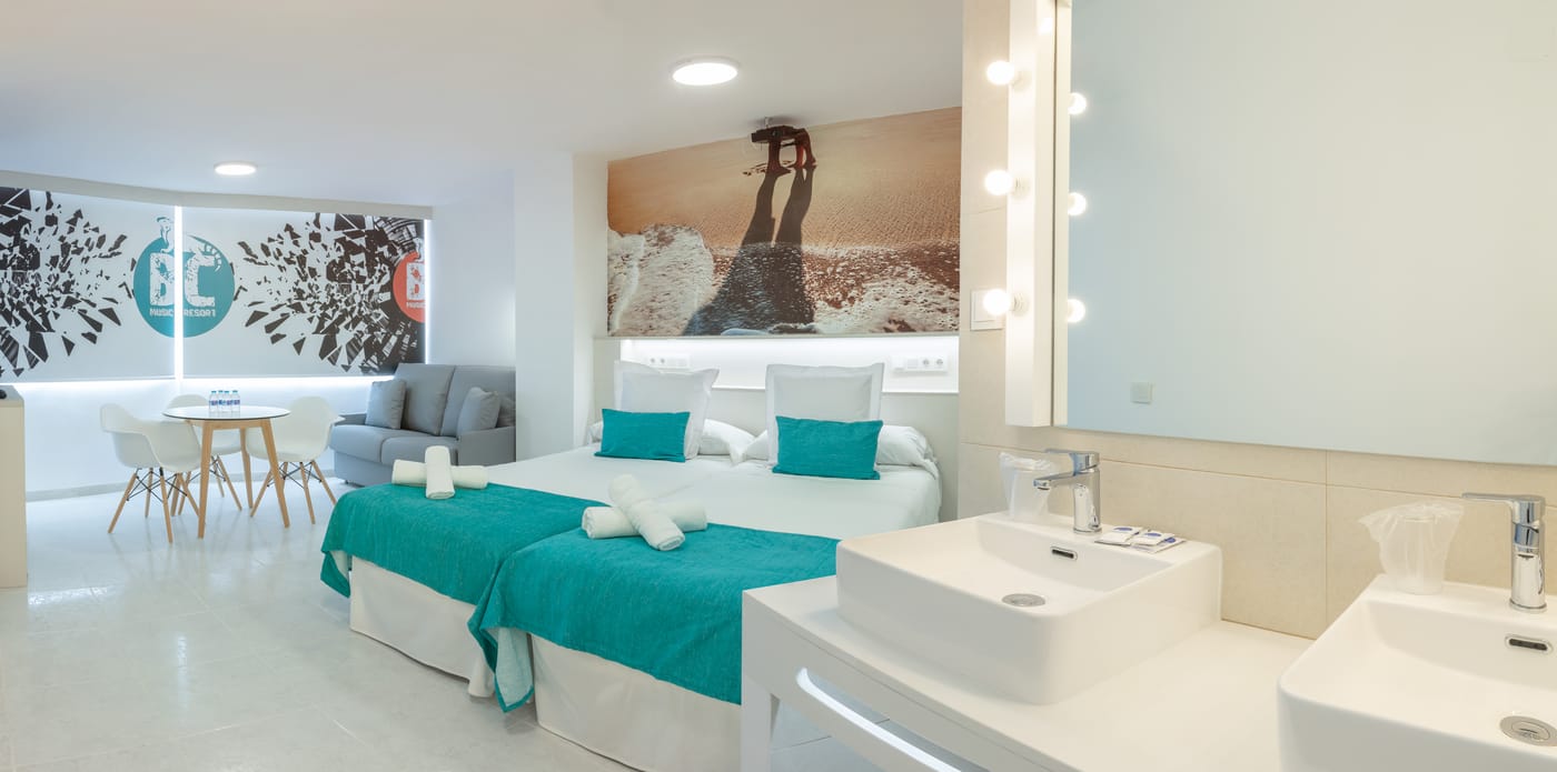 Benidorm-Celebrations-Music-Resort-Room-17