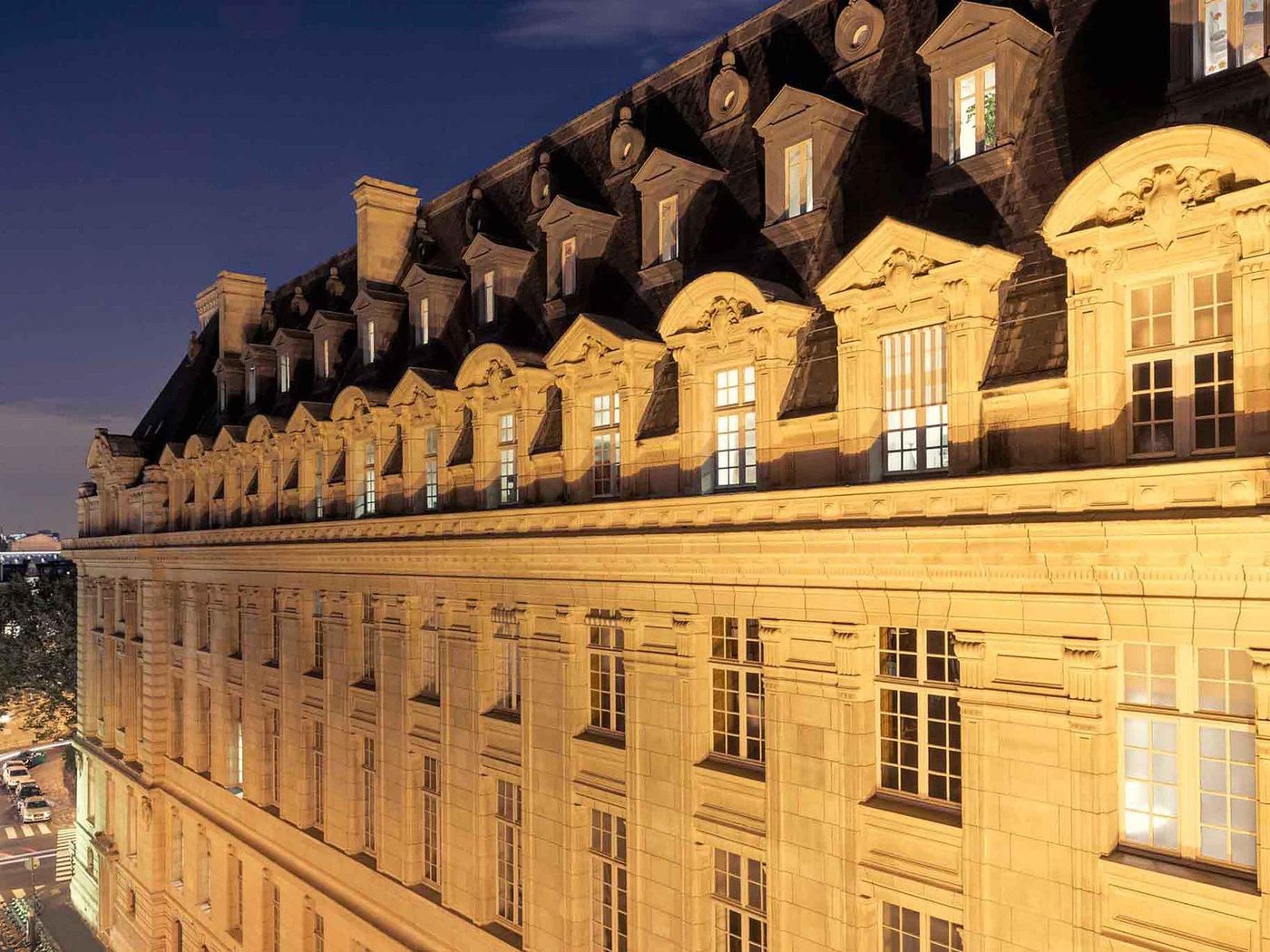 Mercure-Paris-Tour-Eiffel-Suffren-Room-64