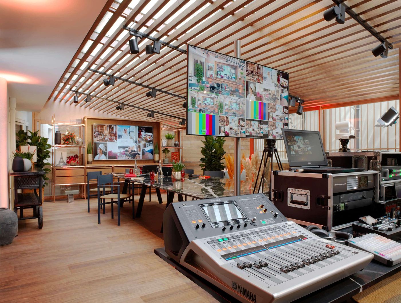 Melia-Paris-Tour-Eiffel-General-view-66