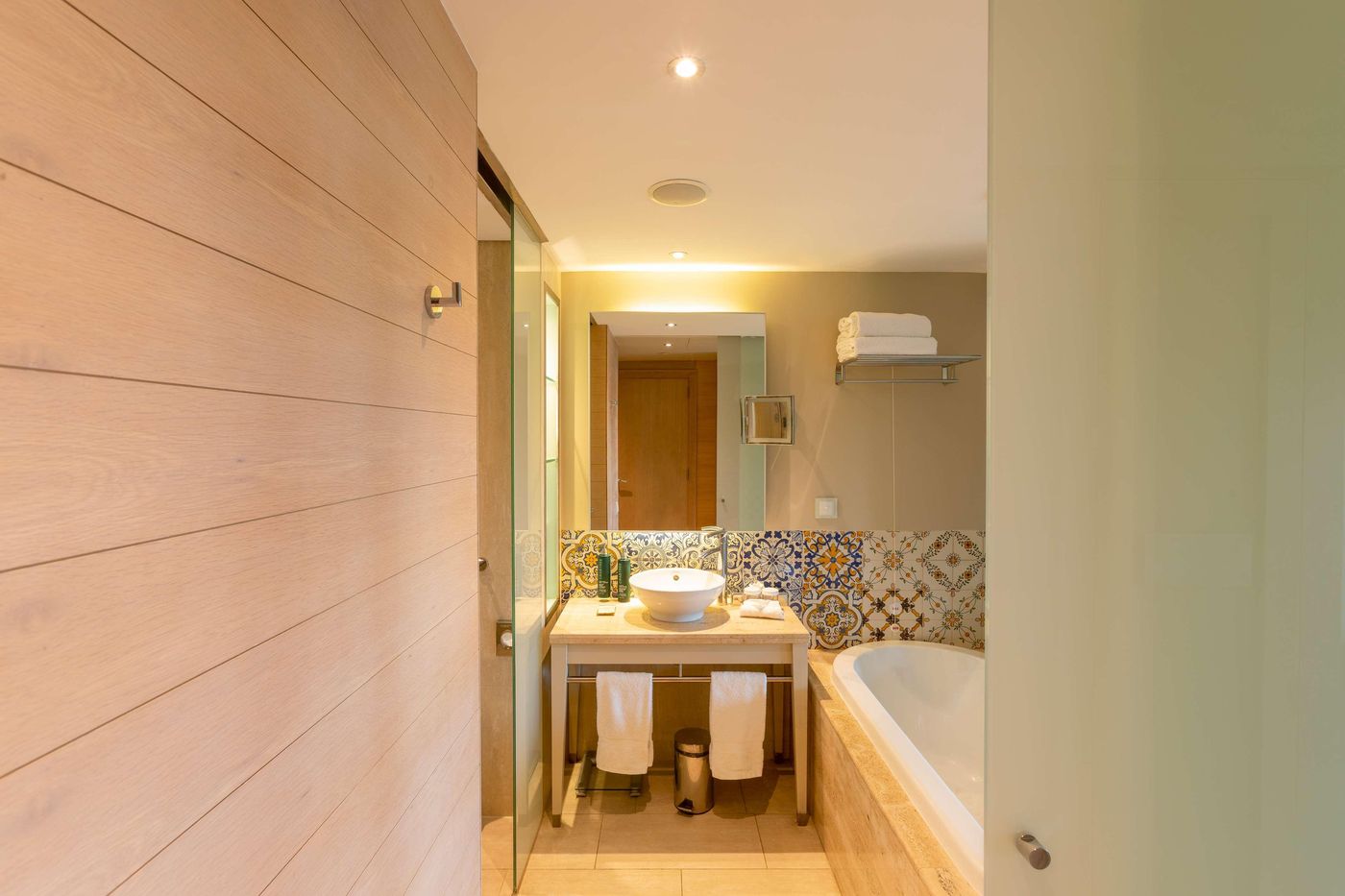 Hilton-Vilamoura-As-Cascatas-Golf-Resort---Spa-Room-51