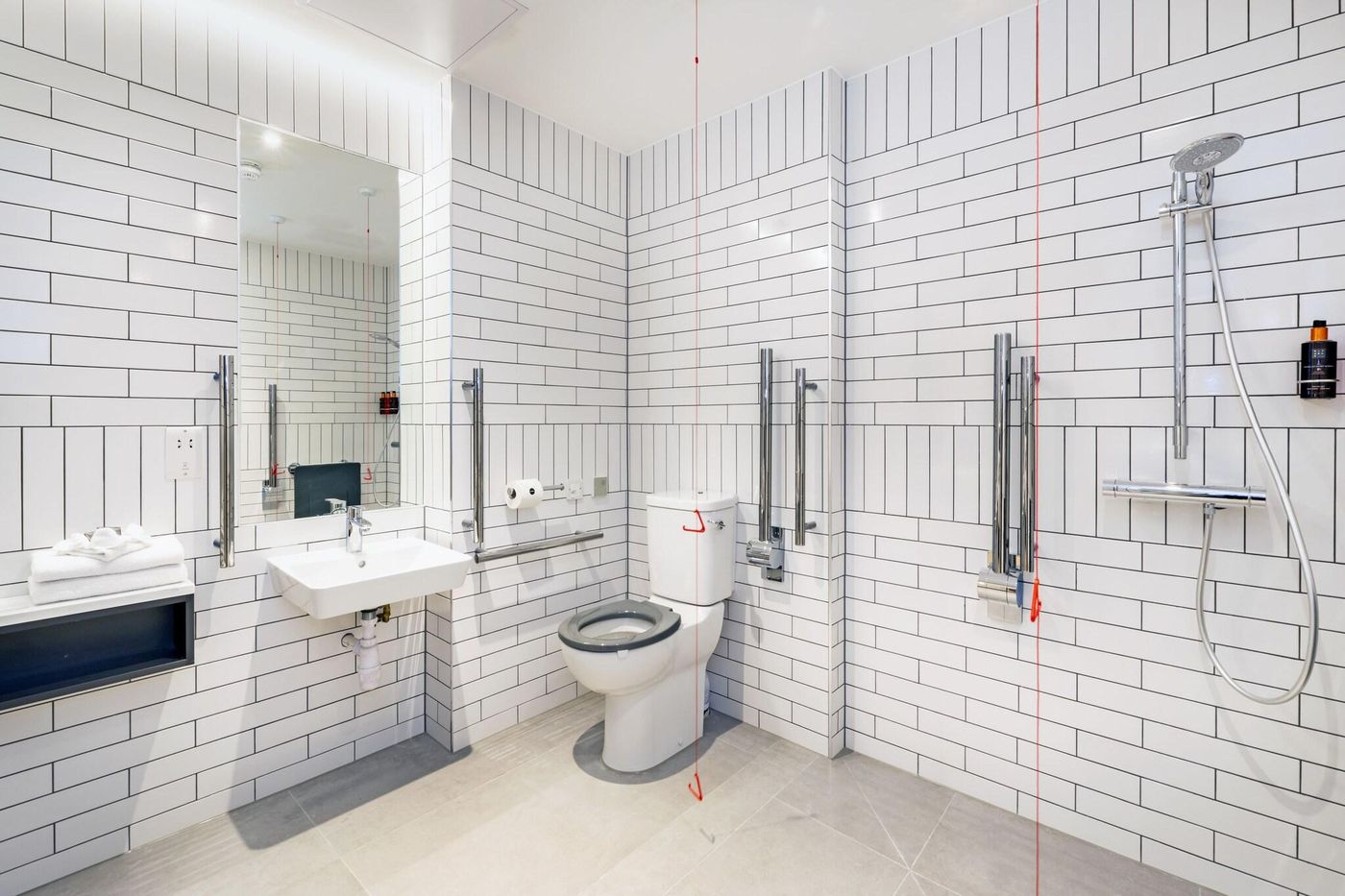 Hendrick-Smithfield-Room-20