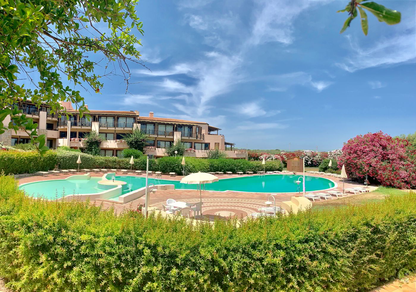 Swadeshi-Sporting-Hotel-Tanca-Manna-Pool-4