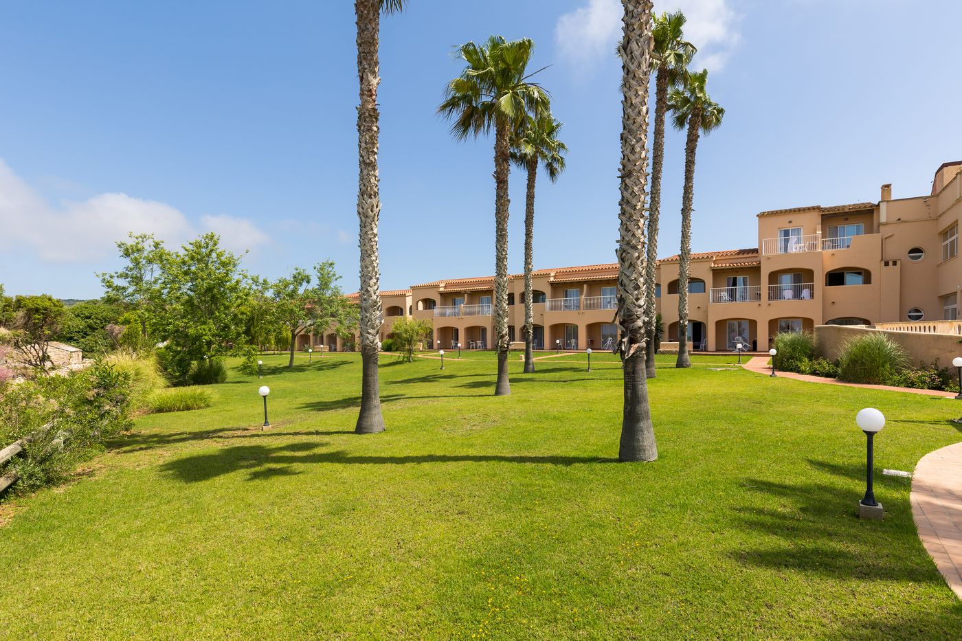 La-Noria-de-Son-Bou-General-view-6