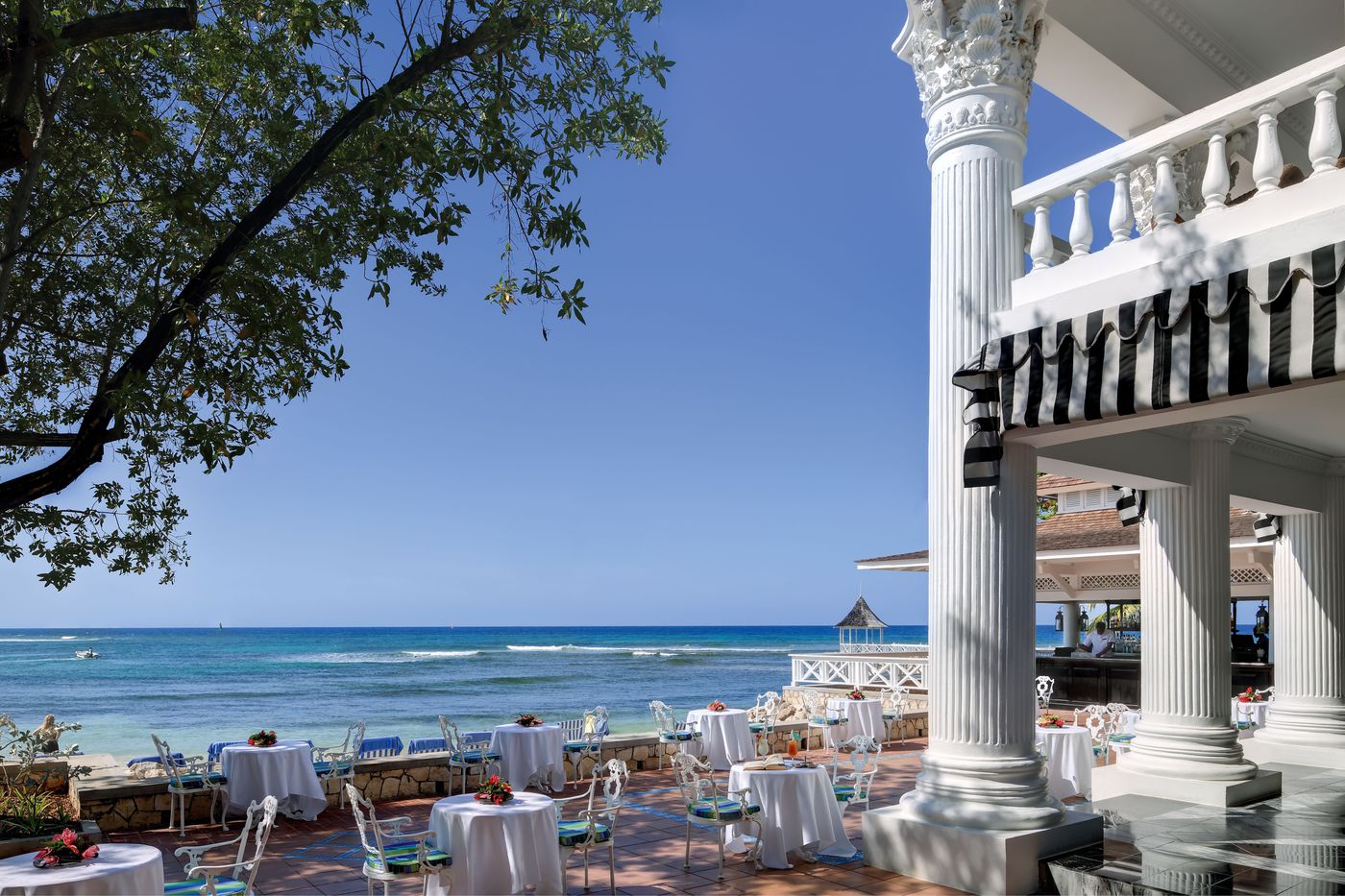 Half-Moon-General-view-25