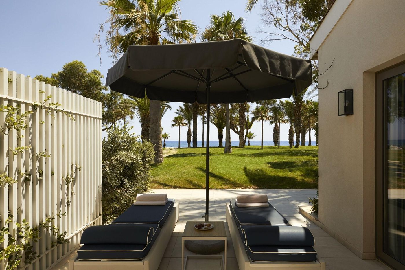 Kermia-Beach-Bungalow-Hotel-Room-67