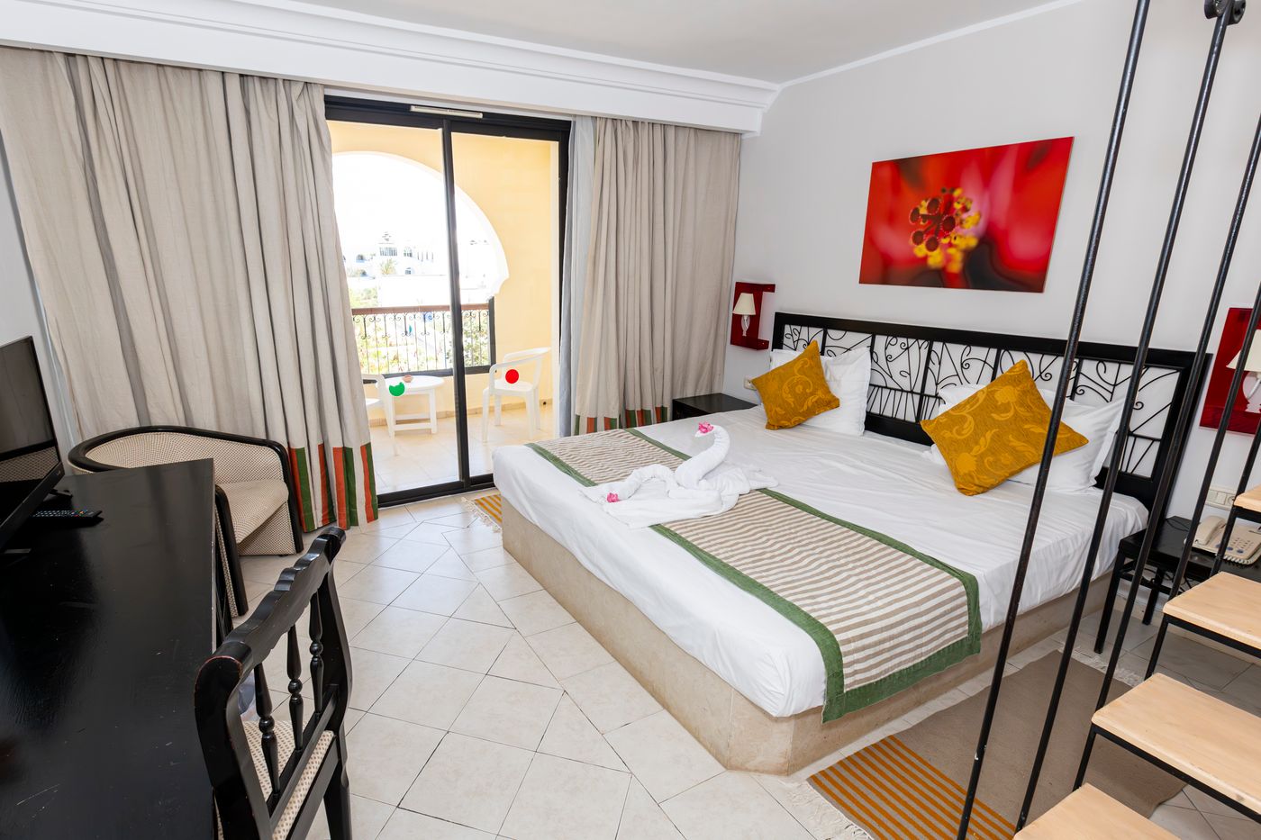 Petit Palais Hotel & Spa