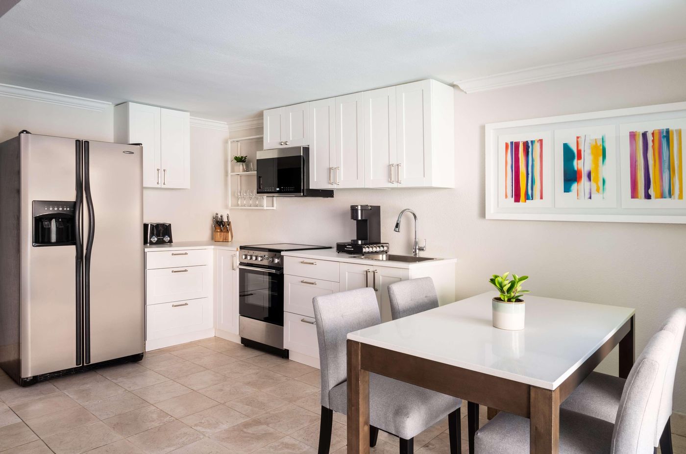 Hyatt-Regency-Newport-Beach-Room-8