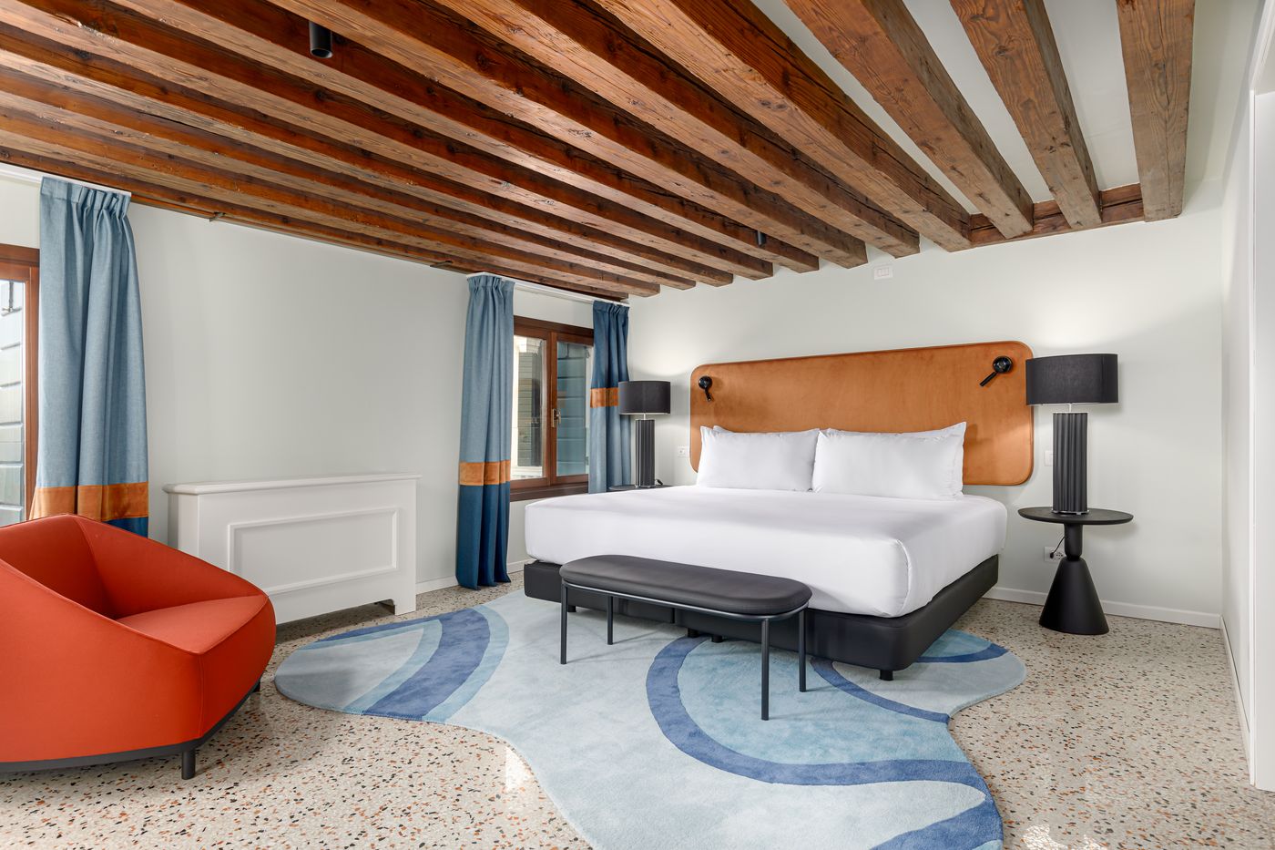 Palazzo-Dei-Fiori-By-Room-Mate-Room-9