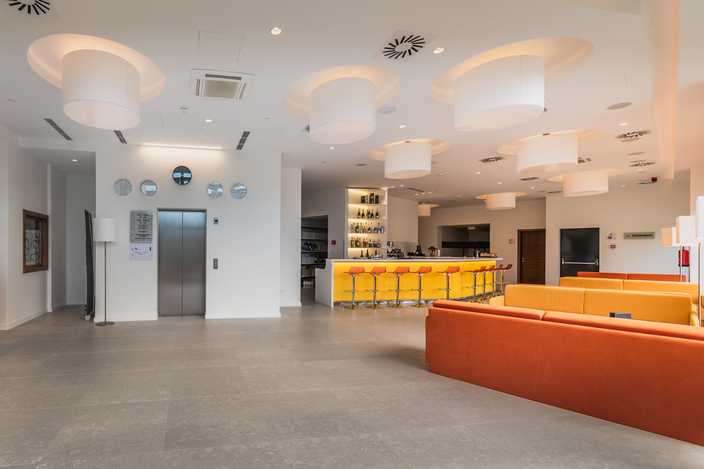 Garden Hill-Croatia-VELIKA GORICA-Lobby-7