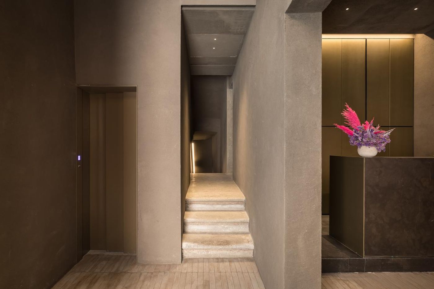 Scenario-Italy-Roma-Lobby-3