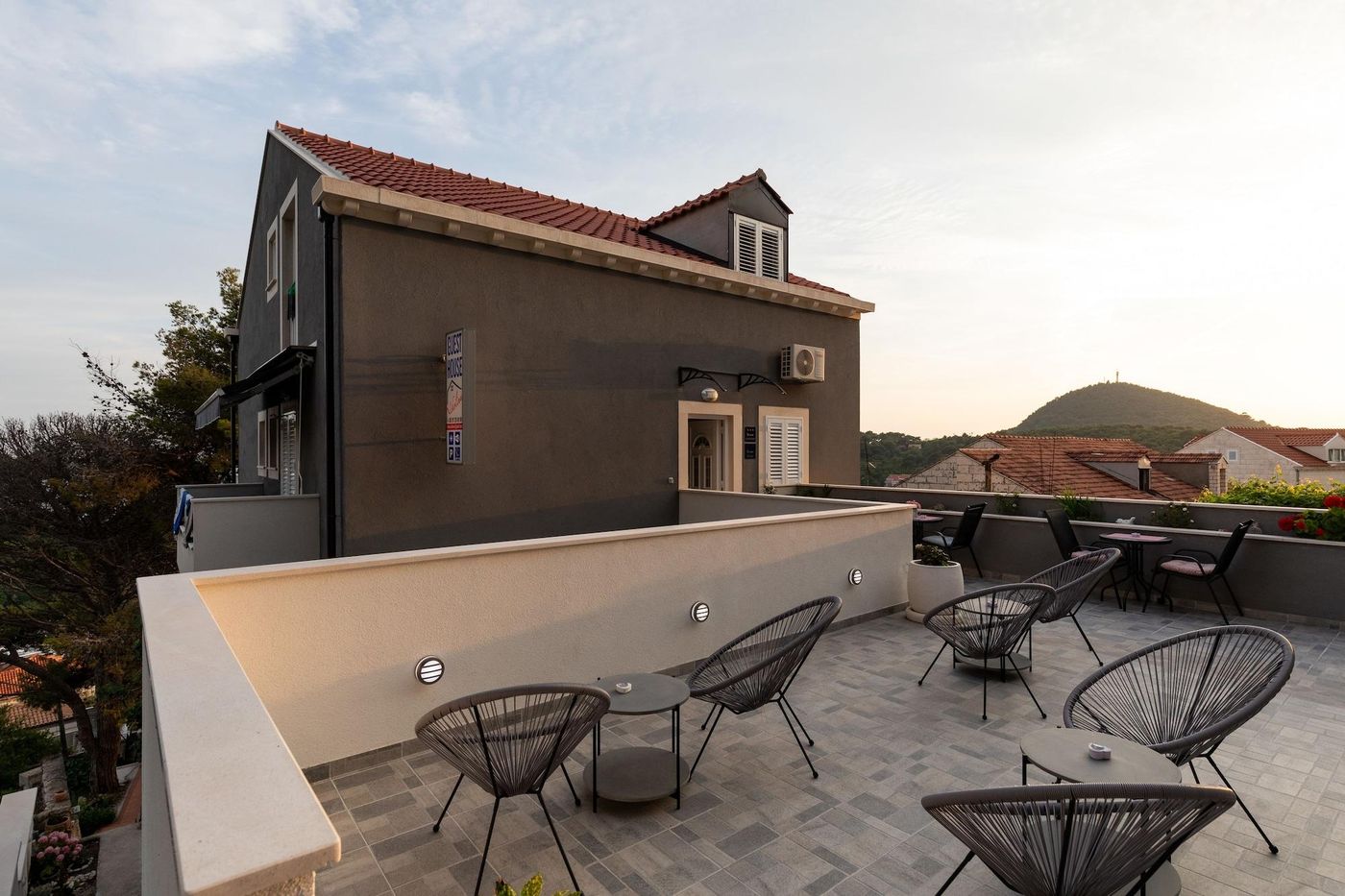 Guest-House-Nikolina-General-view-3