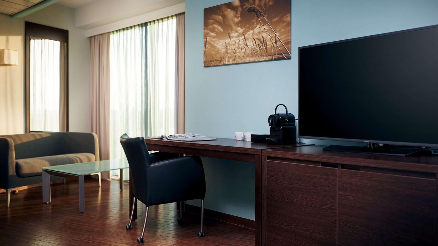 Park-Plaza-Amsterdam-Airport-Room-37