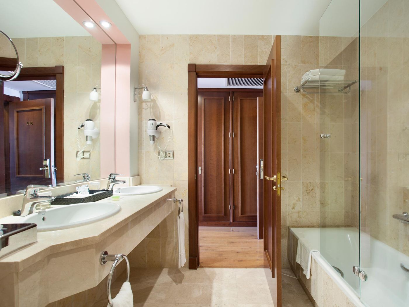 Fuerte-Marbella-Room-26