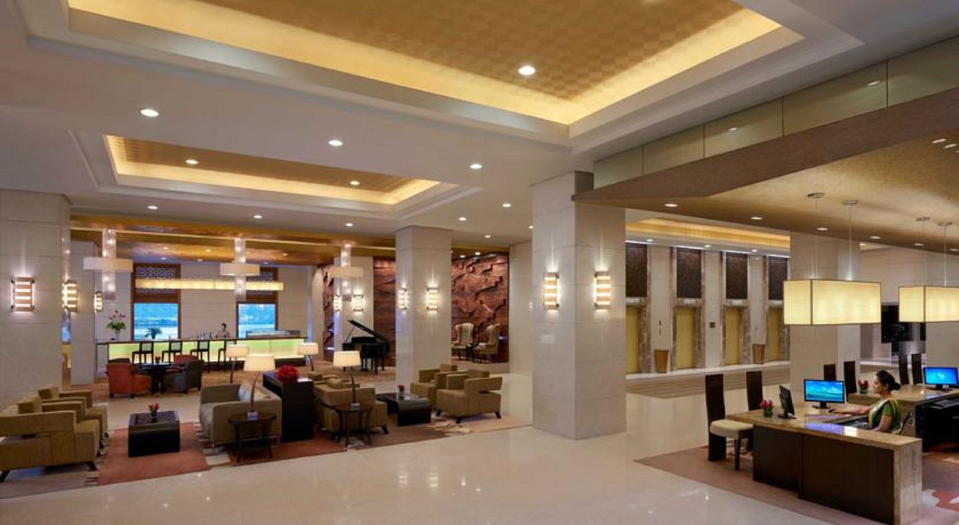 Cinnamon-Lakeside-Colombo-Lobby-28