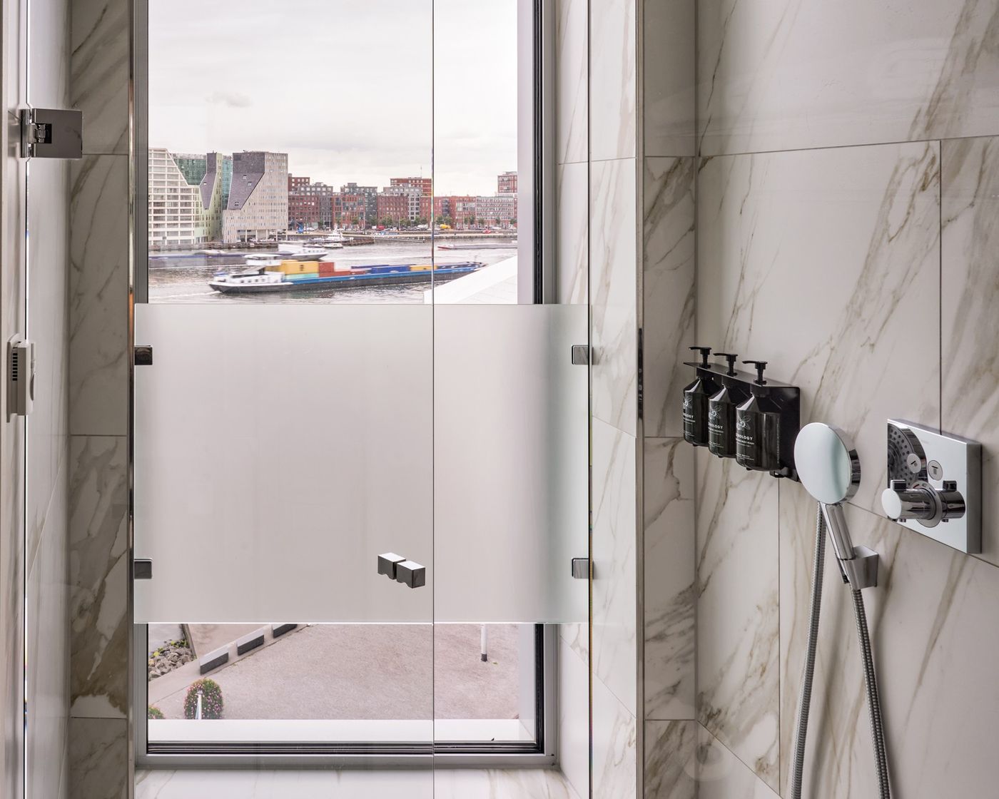 Sir-Adam-Hotel--part-of-Sircle-Collection-Room-50