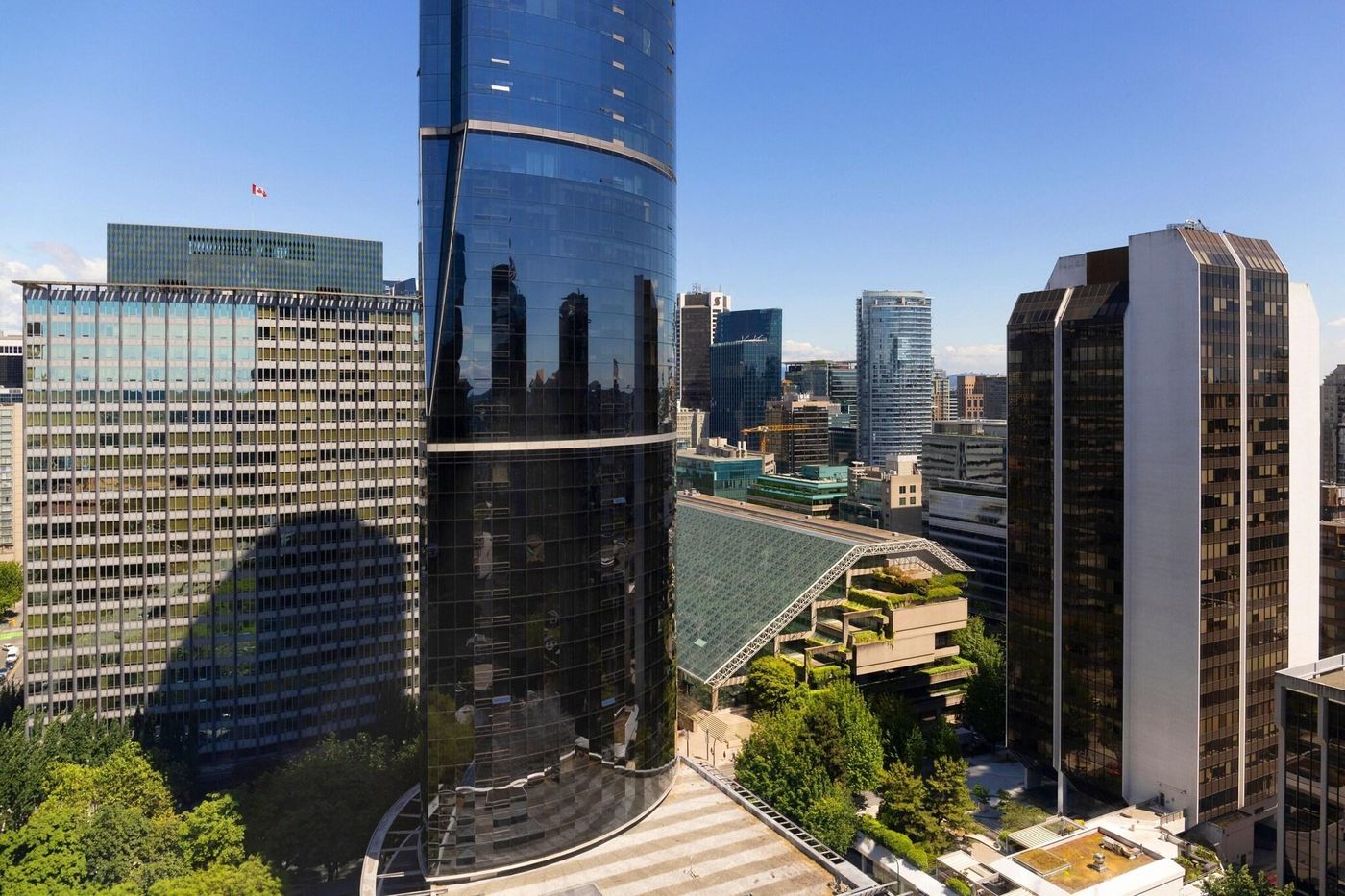 Sheraton-Vancouver-Wall-Centre-General-view-60