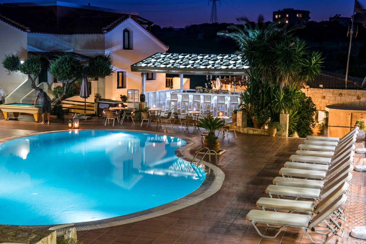 Diamond-Village-Pool-3