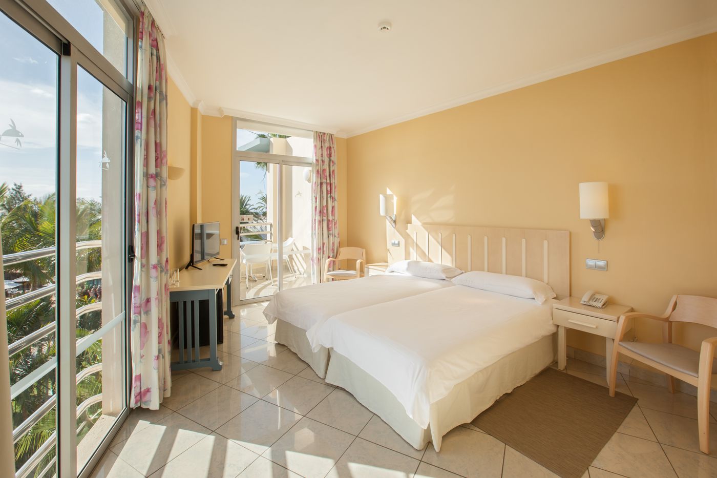 IFA-Altamarena-Room-17