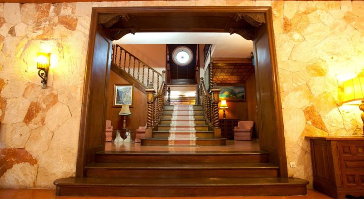 CONTINENTAL VALLDEMOSSA (EX ENCINAR)