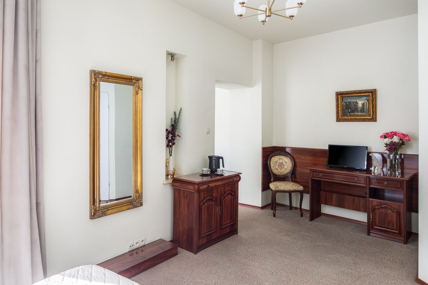 Old-Time-Aparthotel-Room-8