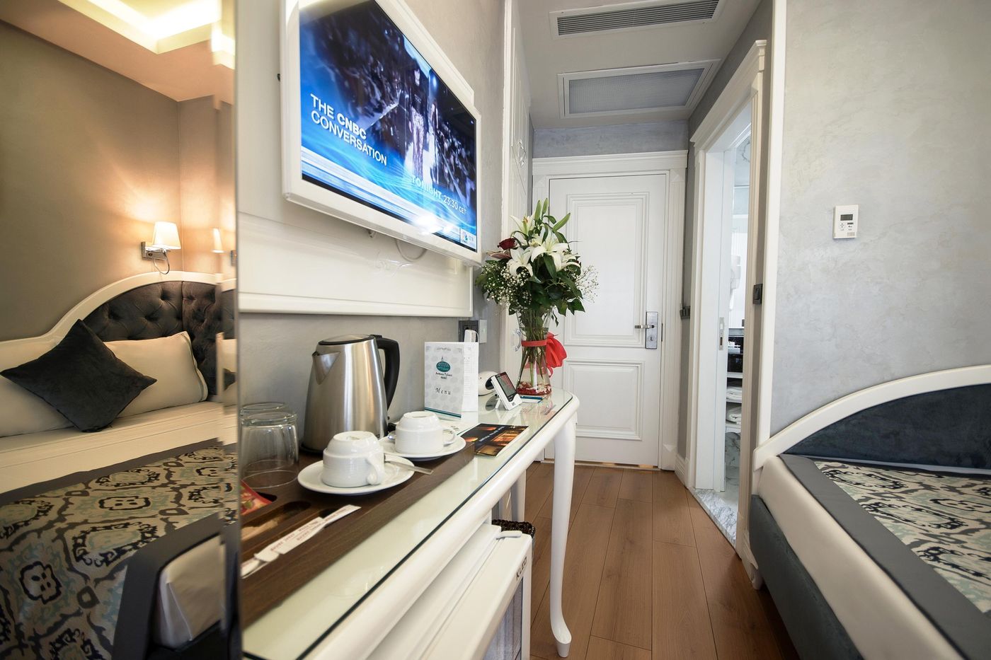 Antusa-Palace--Spa-Room-3