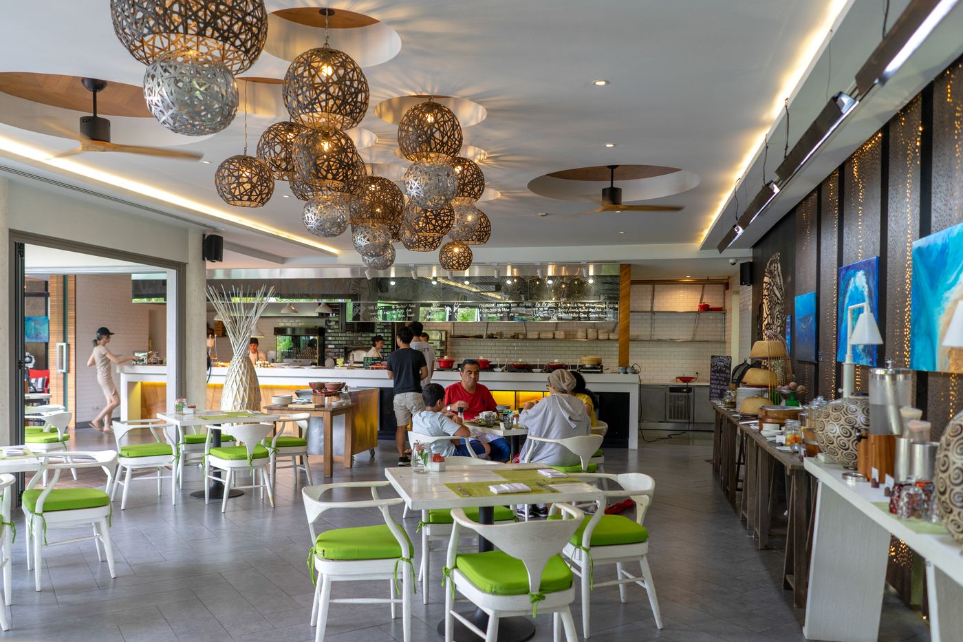 The-Pavilions-Phuket-Restaurant-64
