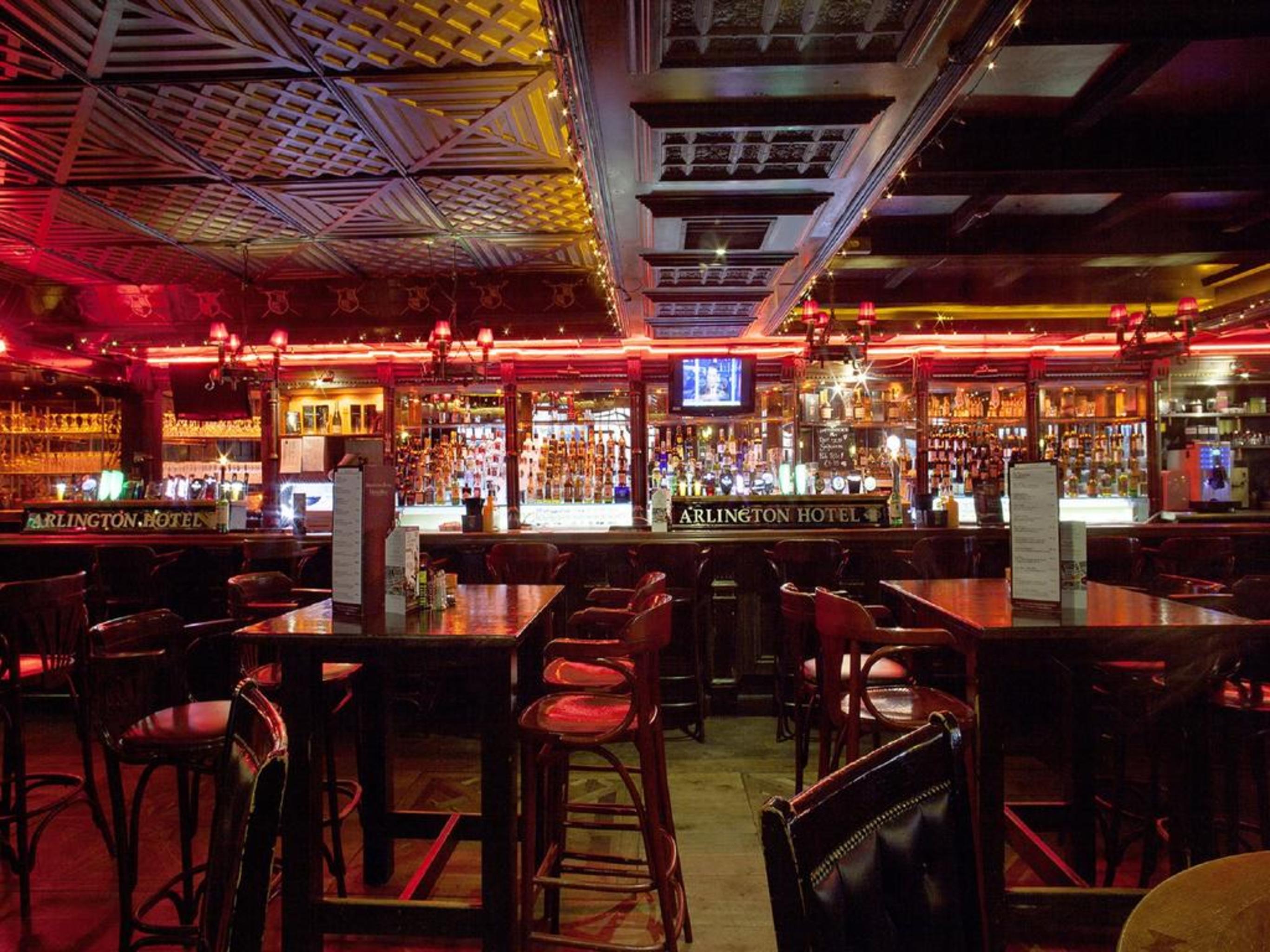 Arlington-O-Connell-Bridge-Bar-27