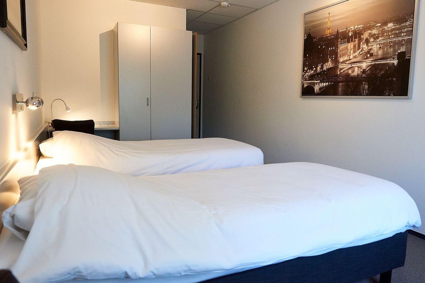 Hotel-De-Jonge-Heertjes-Room-2