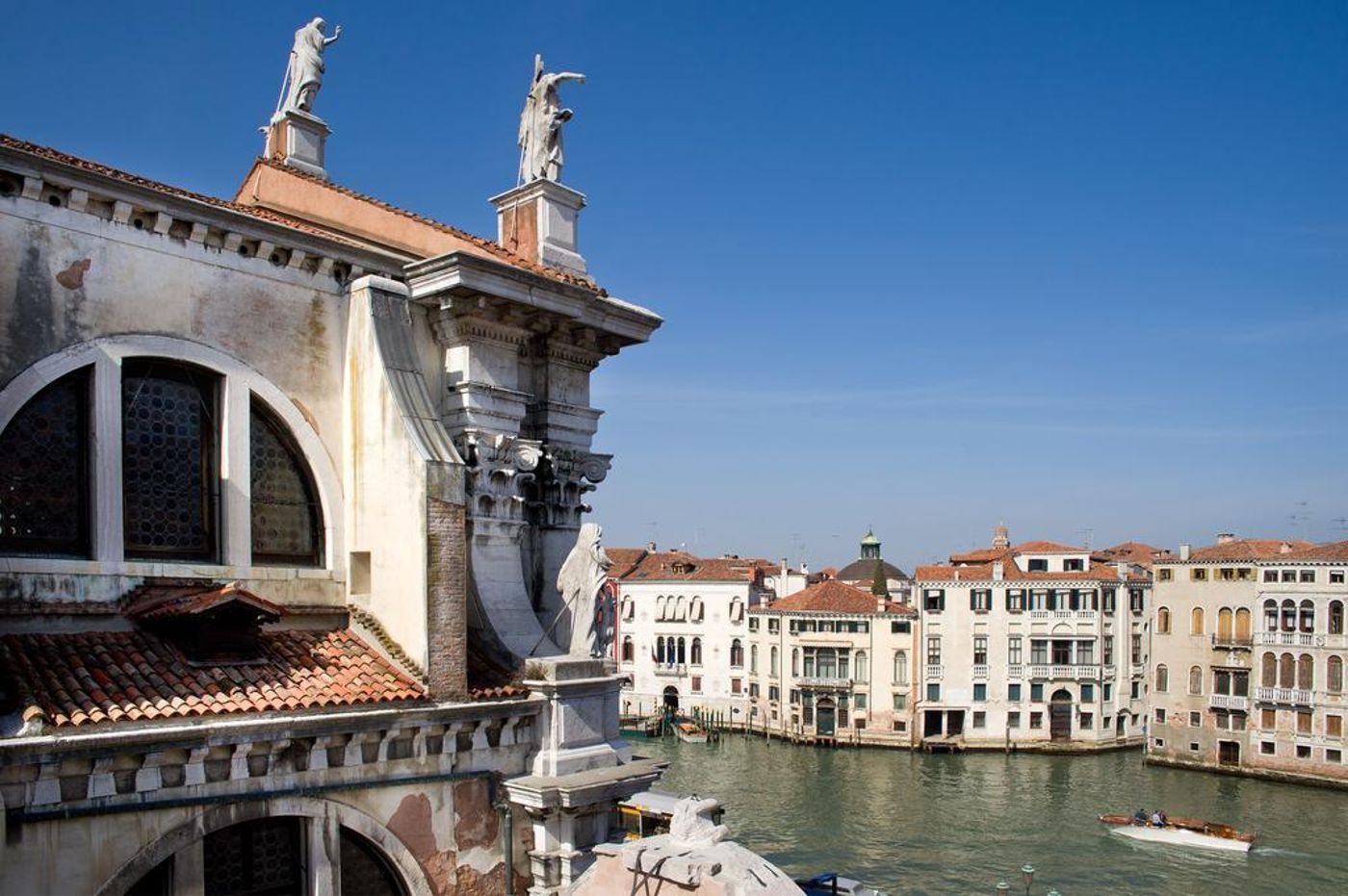 Palazzo-Giovanelli-e-Gran-Canal-Venezia-Sports-and-Entertainment-9