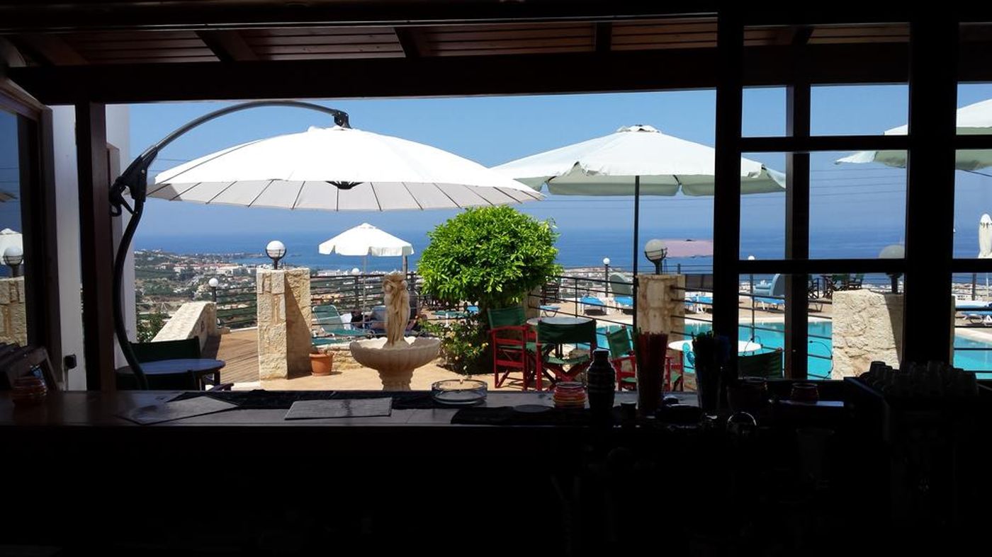 Amazones Sun Studios