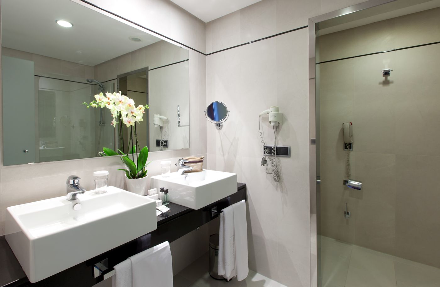 Andalucia Center-Spain-GRANADA-Room-8