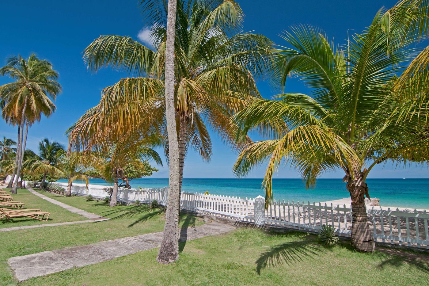 Radisson-Grenada-Beach-Resort-Beach-43